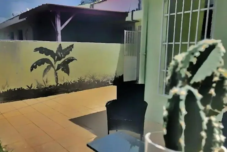 Dom wakacyjny Malilia Beach A Sainte-Anne - Wifi -5 Min A Pied De La Plage